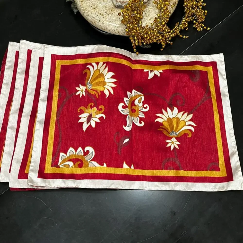 NEW Z Gallerie Silk Blend Floral Rectangular Placemats 20”x14” Set 4 Cranberry